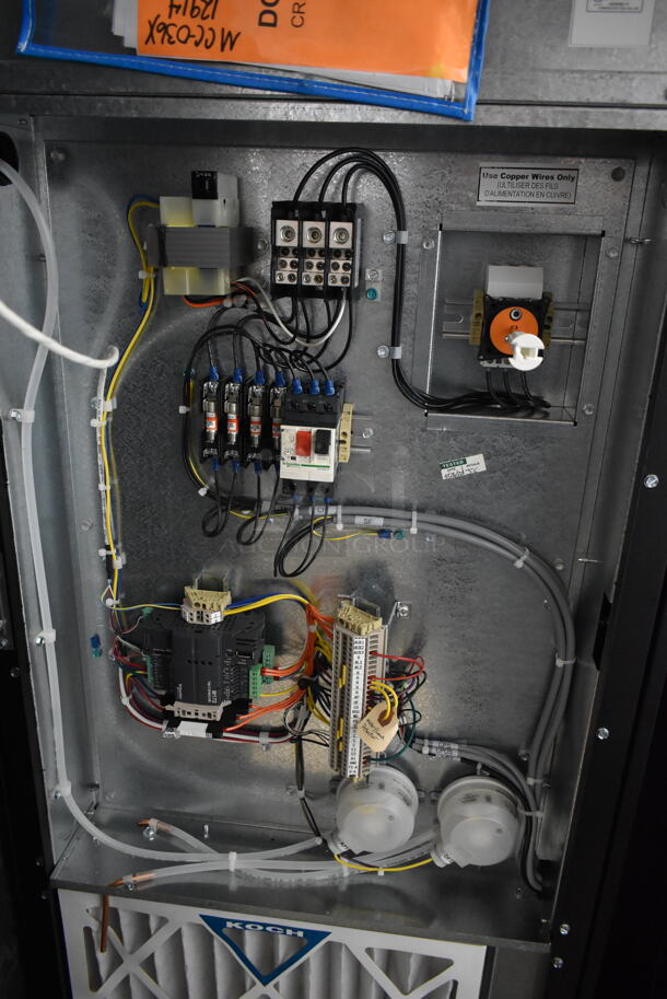 BRAND NEW SCRATCH AND DENT! Above Air MCC-036X-4-000-EC-UF0-CV-4R-2X2 Metal Commercial Vertical Floor Mounted Water Chiller. Goes Great w/ Lots 159 and 160! 460 Volts, 3 Phase.  - Image 8 of 10