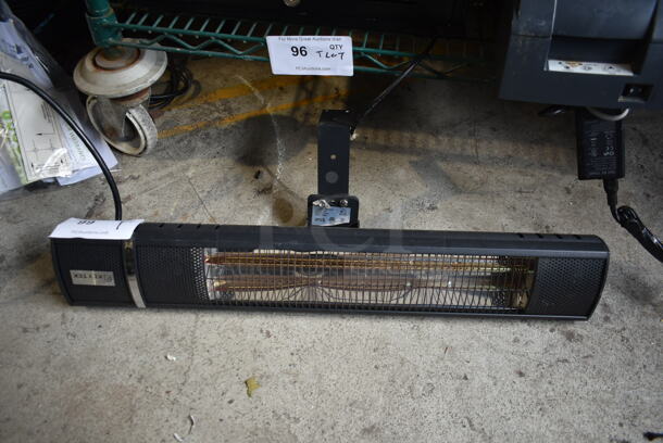 Metal Infrared Heater. 120 Volts, 1 Phase. Tested and Working!