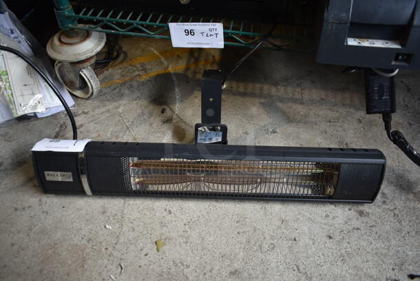Metal Infrared Heater. 120 Volts, 1 Phase. Tested and Working! - Image 1 of 5