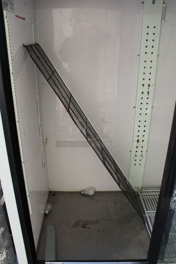 Turbo Air TGM-48R Metal Commercial 2 Door Reach In Cooler Merchandiser. 115 Volts, 1 Phase. Tested and Does Not Power On - Image 3 of 6