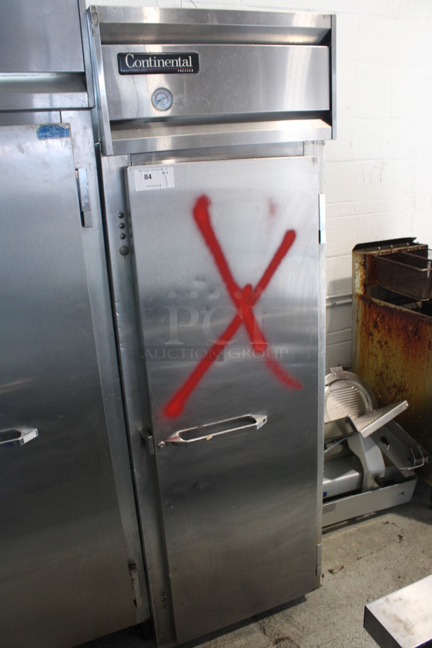Continental Model 1F Stainless Steel Commercial Single Door Reach In Freezer w/ Poly Coated Racks. 115 Volts, 1 Phase. 26x35x77. Tested and Working! - Image 2 of 5