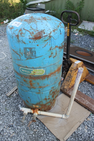 Well X Trol Metal Tank.