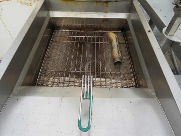 One Frymaster Natural Gas Deep Fryer. Model# MJCFSD. 21X40X48. Working When Removed. - Image 3 of 3