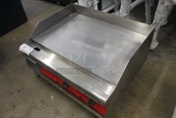 BRAND NEW SCRATCH AND DENT! Avantco 177EG24N Stainless Steel Commercial Countertop Electric Powered Flat Top Griddle. 208/240 Volts.  - Image 3 of 6