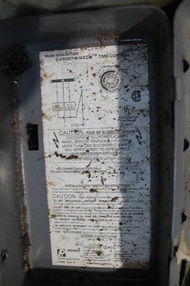 Metal Commercial Floor Style Deli Display Case Merchandiser. Does Not Come w/ Remote Compressor - Image 4 of 4