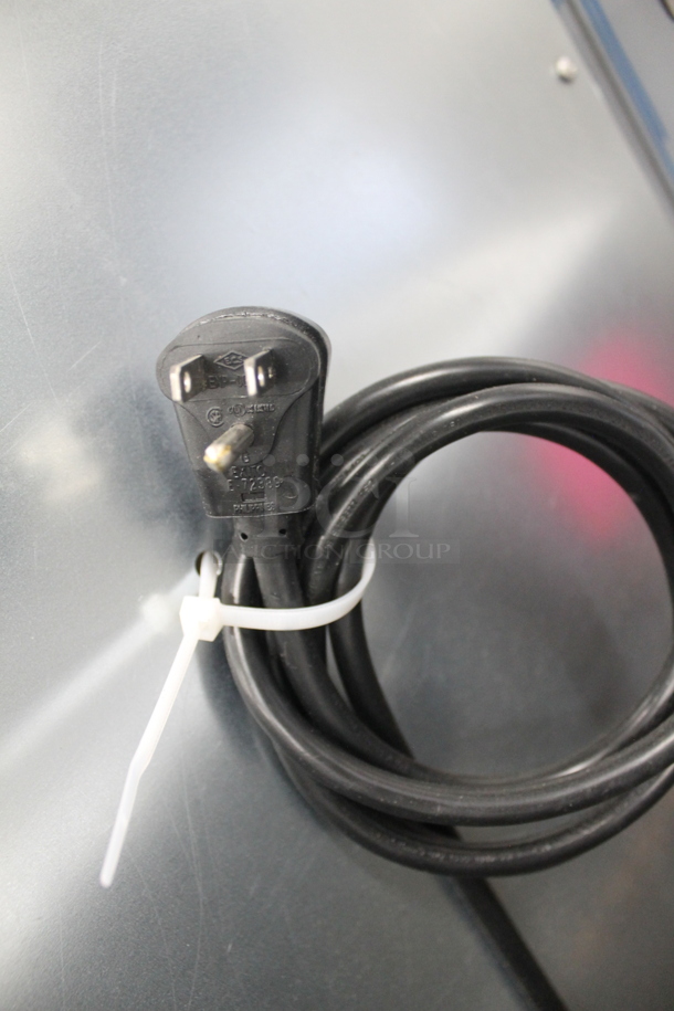 BRAND NEW SCRATCH AND DENT! 2021 Scotsman HD30B-1H Commercial Stainless Steel Electric Floor Style Ice Dispenser. 115V. Tested And Working!  - Image 8 of 8