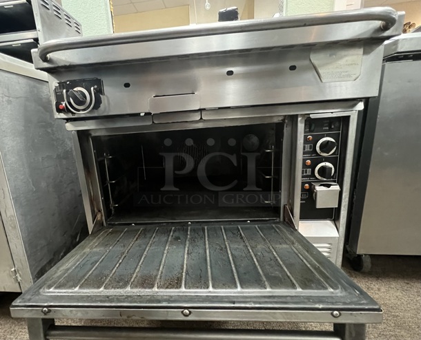 Garland Heavy-Duty Commercial Natural Gas Range Griddle top Standard oven NSF. Tested and Working! - Image 2 of 5