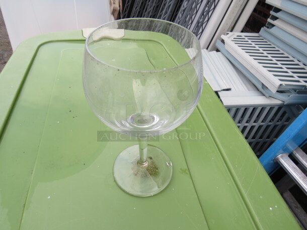 Stem Wine Glass. 8XBID