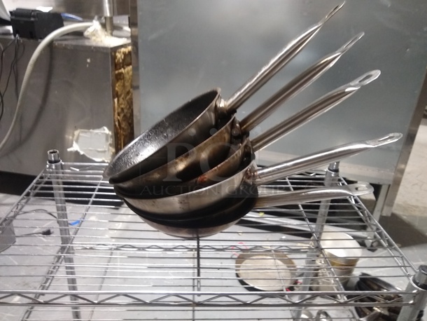 Pans - Image 1 of 4