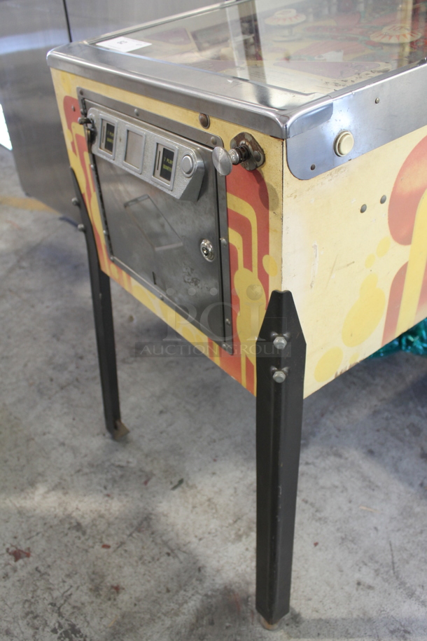 Bally Old Chicago Metal Commercial Floor Style Coin Operated Pinball Machine. Comes w/ Keys. Tested and Powers On! - Image 6 of 10