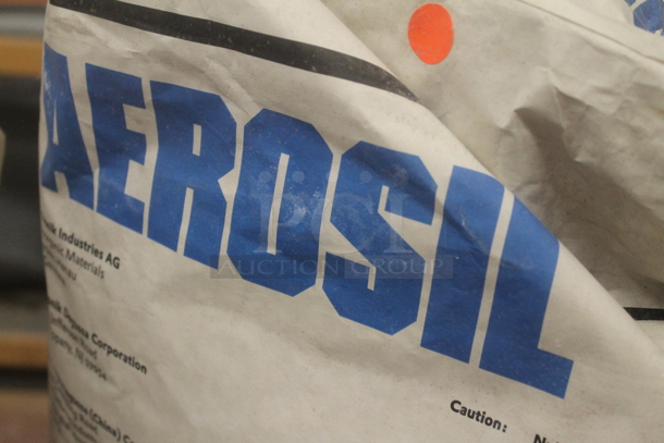 ALL ONE MONEY! PALLET LOT of Various Items Including Eastman Cellulose Ester and 3300 Matting Agent Bags. BUYER MUST REMOVE. - Image 5 of 6