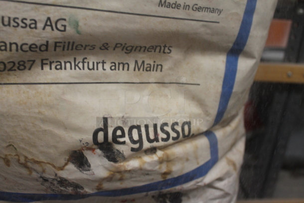 ALL ONE MONEY! PALLET LOT of Various Items Including Silica Bags. BUYER MUST REMOVE. - Image 3 of 5