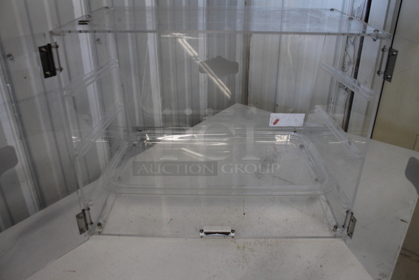 Poly Clear Countertop Dry Merchandising Case. - Image 5 of 5