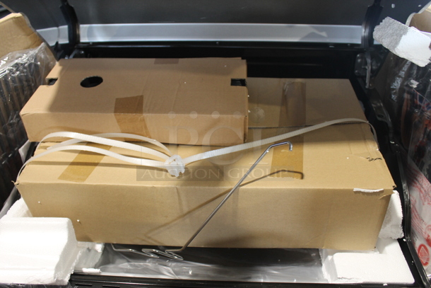 BRAND NEW SCRATCH AND DENT! Nexgrill 720-0925P Metal 4 Burner Gas Grill w/ Side Burner. Stock Picture Used as Gallery - Image 8 of 8