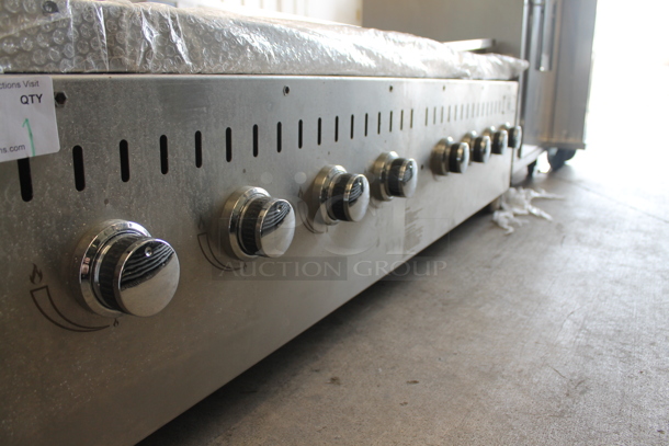 BRAND NEW SCRATCH AND DENT! 2022 Backyard Pro LPG60RD 60" Stainless Steel Liquid Propane Outdoor Grill With 2 Roll Dome Lids. Stock Picture Used as Gallery Picture. - Image 10 of 12