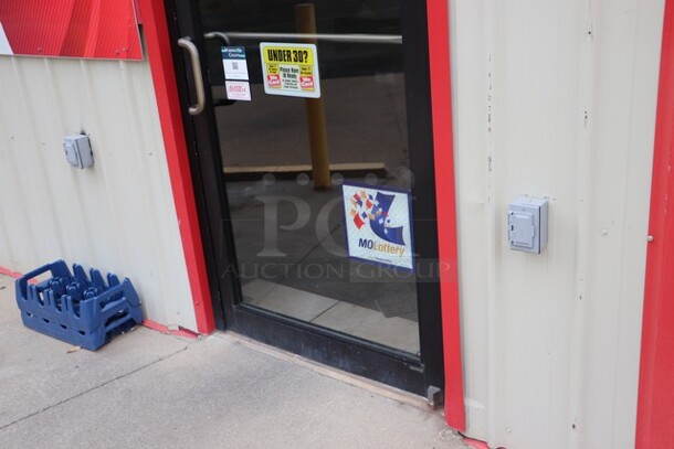 Exterior Outlets on Outside of the Building
QTY 6 
Your Bid x 6
BUYER REMOVAL 
**LABOR FOR REMOVAL ADDITIONAL FEE, CONTACT MISSOURI DIVISION FOR LABOR QUOTE OR ADDITIONAL QUESTIONS. - Image 1 of 5