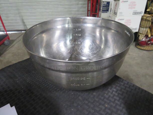 One 6 Quart Chefmate Stainless Steel Mixing Bowl.
