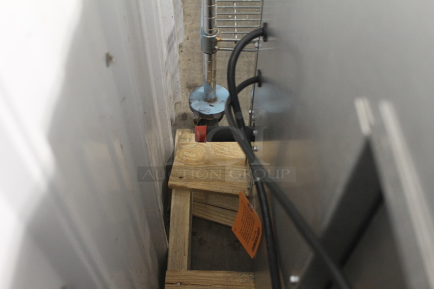 BRAND NEW SCRATCH AND DENT! Vulcan VC5GD-11D1Z Commercial Stainless Steel Natural Gas Convection Oven With Steel Racks. Tested and Working! - Image 8 of 10