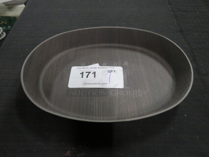 NEW Oval Basket. 7XBID