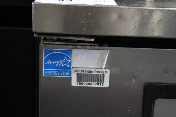 True TWT-48 ENERGY STAR Stainless Steel Commercial 2 Door Work Top Cooler on Commercial Casters. 115 Volts, 1 Phase. Tested and Powers On But Does Not Get Cold - Image 6 of 7