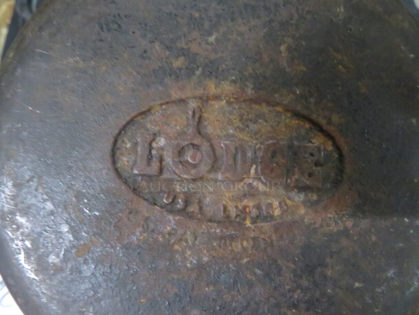 8X6 Lodge Cast Iron Skillet. 4XBID - Image 2 of 2