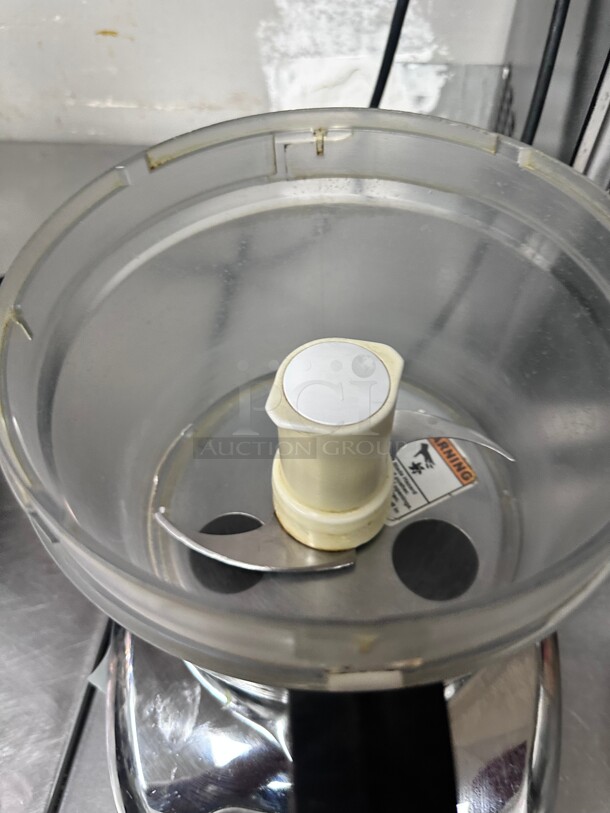 Working! KitchenAid KFP750CR0 9-Cup Food Processor with 4-Cup Mini Bowl Chrome NSF 115 Volt Tested and Working! - Image 8 of 9