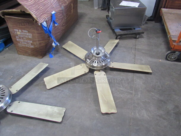 One 5 Blade HUNTER Ceiling Fan. - Image 2 of 2