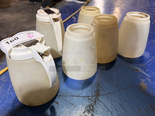 Table Craft Salad Dressing Containers. 
QTY 8 - Image 1 of 2