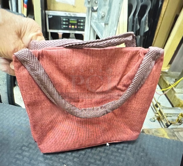 Lot Of 6 NEW Zippered Bags. - Image 1 of 1