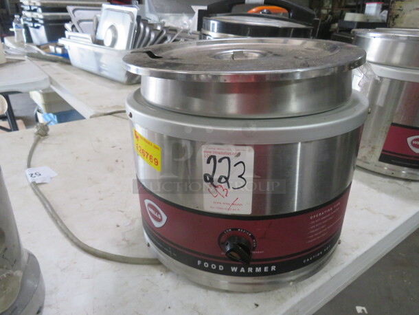 One Wells 11 Quart Food Warmer With Pot And Lid. Model# LLW-11. 120 Volt.  - Image 1 of 1