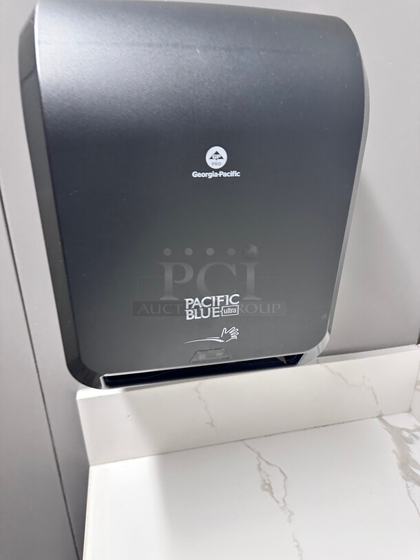Clean! Pacific Blue Ultra Automatic Paper Towel Dispenser NSF  - Image 2 of 9