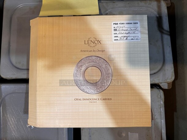 LENOX Opal Innocence Carved Brand new! - Image 1 of 2