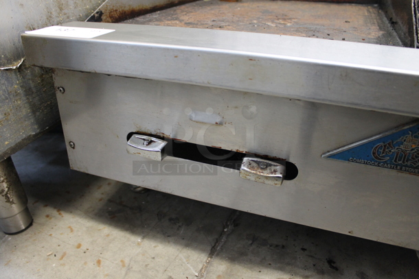 Castle Stainless Steel Commercial Natural Gas Powered Countertop Flat Top Griddle w/ Right Side Charbroiler. - Image 6 of 12