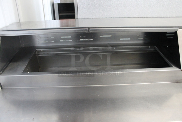 2017 Delfield Stainless Steel Commercial Sandwich Salad Prep Table Bain Marie Mega Top. 115 Volts, 1 Phase. Tested and Working! - Image 5 of 11