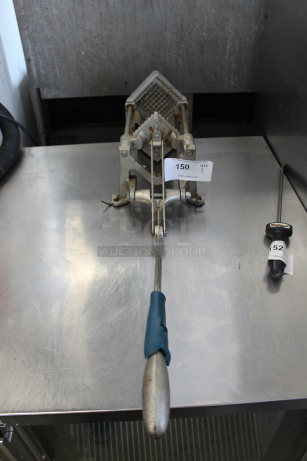 Metal Commercial Countertop French Fry Cutter. - Image 3 of 5