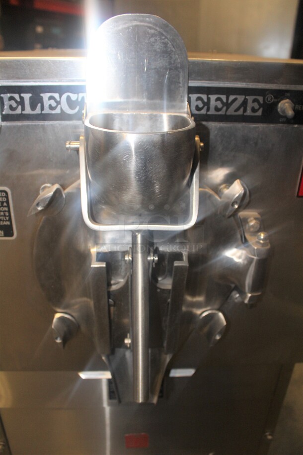 AMAZING! Emery Thompson/Electro Freeze Model 20LA-SP Commercial Stainless Steel Batch Freezer On Casters. 23.5x42x53. 220V/60Hz. 3 Phase. Working When Pulled! - Image 4 of 6