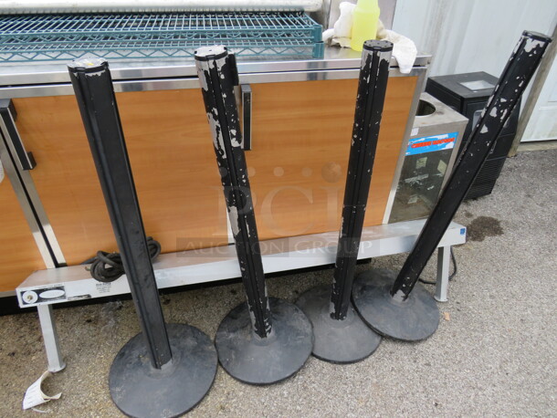 Beltrac Crowd Control Pole. 4XBID - Image 1 of 1