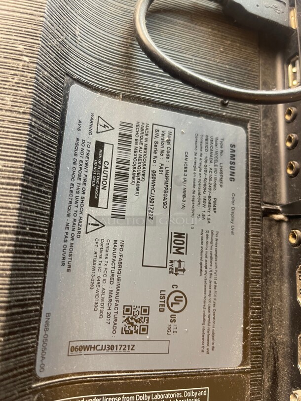 Working! Samsung PM49F 49 inch Smart Signage Premium TIZEN-powered displays built to handle any business need in a slim, captivating design. 115 Volt Tested and Working! 42x25 - Image 6 of 8