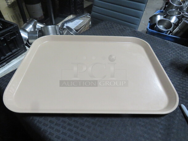One Lot Of 30 Beige Fast Food Trays. 18X14