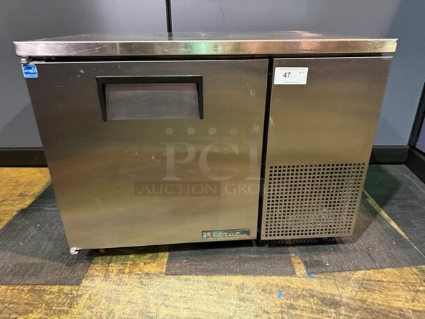 True TUC-44 Undercounter Cooler, On Casters, Tested & Working! - Image 3 of 6
