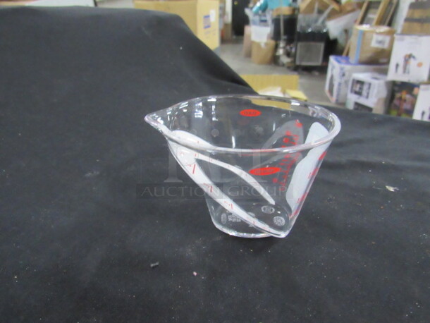 NEW oxo Good Grips Mini Angled Measuring Cup. #1102640. $7.99 each. 3XBID - Image 3 of 3