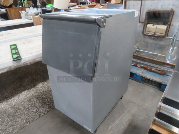 One Hoshizaki Ice Nim. 22X33X46 - Image 2 of 3