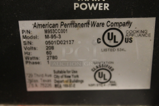 APW Wyott M-95-3 Stainless Steel Commercial Countertop Vertical Bun Grill Toaster. 208 Volts, 1 Phase.  - Image 5 of 5