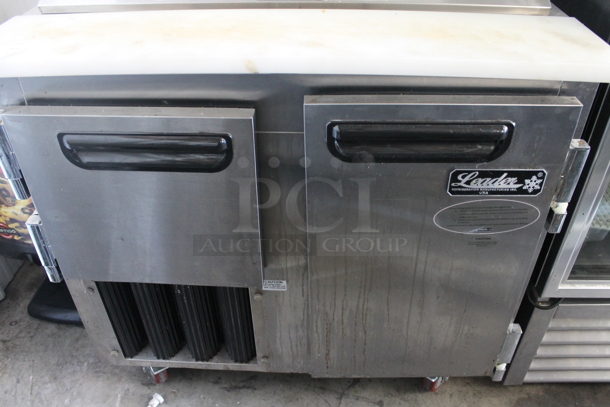 2017 Leader LM36 S/C Stainless Steel Commercial Sandwich Salad Prep Table Bain Marie Mega Top on Commercial Casters. 115 Volts, 1 Phase. Cannot Test - Unit Trips Breaker
 - Image 3 of 10