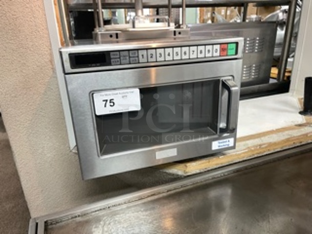 Sharp Commercial 1100 Watt  Microwave 120 volt NSF Tested and working! - Image 4 of 5