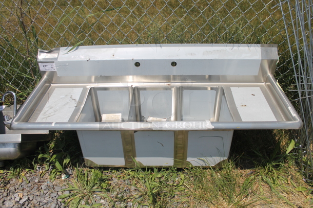 BRAND NEW SCRATCH AND DENT! Steelton 522CS31014LR Commercial Stainless Steel 3 Bay Sink With Left And Right Drainboards - Image 1 of 5