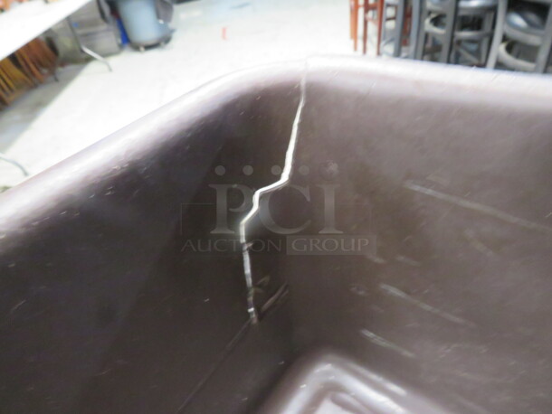 One Brown Bussing Tub With Lid. Cracked See Pic. - Image 2 of 2