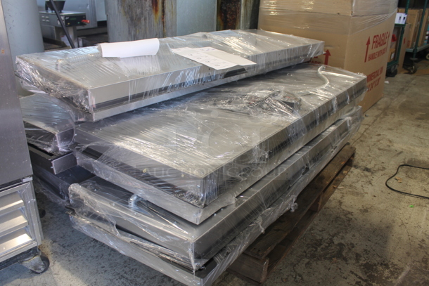 BRAND NEW! Hatco GRSB-60-I Stainless Steel Commercial Countertop Heated Warming Shelf. 120 Volts, 1 Phase. Stock Picture Used As Gallery Picture. Tested and Working! - Image 2 of 5