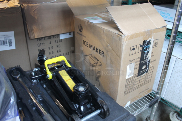 ALL ONE MONEY! Tier Lot of Various BRAND NEW SCRATCH AND DENT! Items Including Ice Maker, Jack, Deluxe Hand Massager and Le'Raze Drinking Glasses - Image 3 of 5