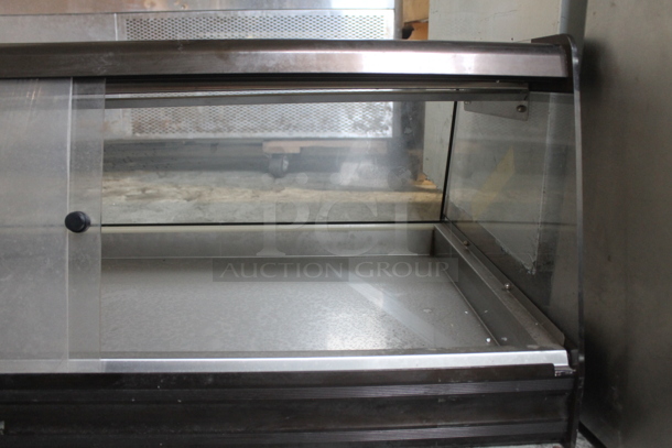 GAYC VEDEB-1 Metal Commercial Countertop Sushi Display Case Merchandiser. 115 Volts, 1 Phase. Tested and Powers On But Does Not Get Cold - Image 8 of 9